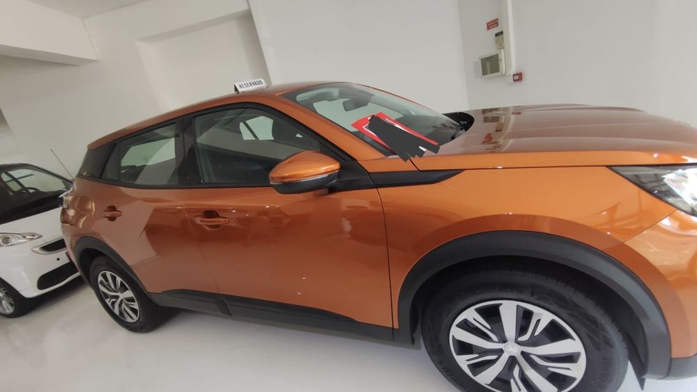 Peugeot 2008 Pure Tech 1.2 c/ Extras