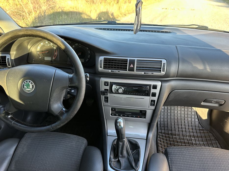 Skoda Superb 2006