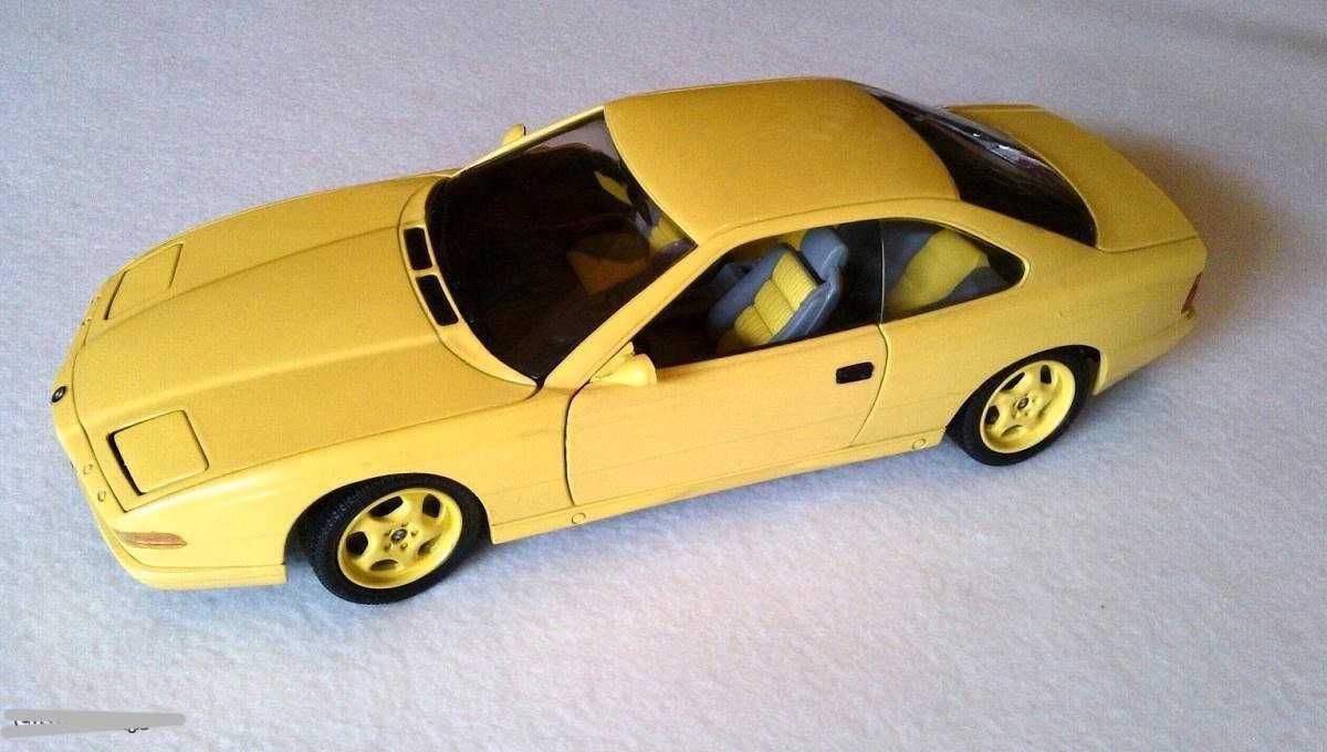 BMW 850 CSi 1991, escala 1/18 - Revell