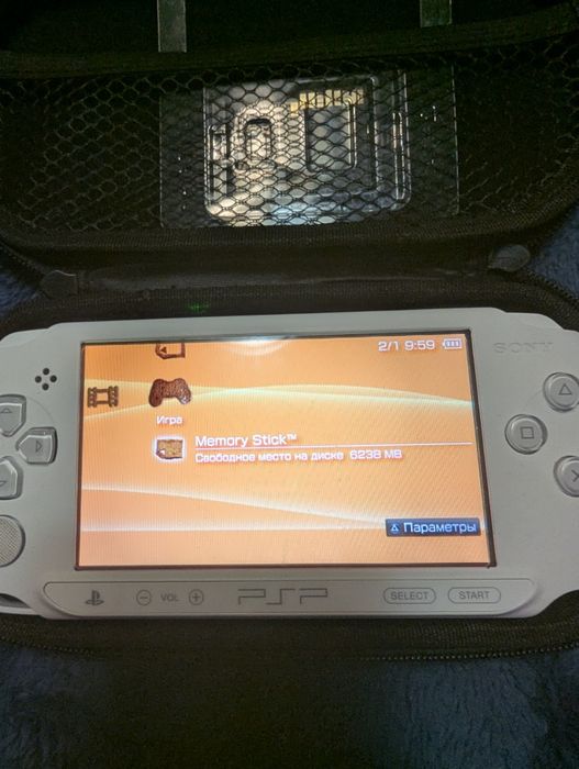 портативная консоль PSP 1004