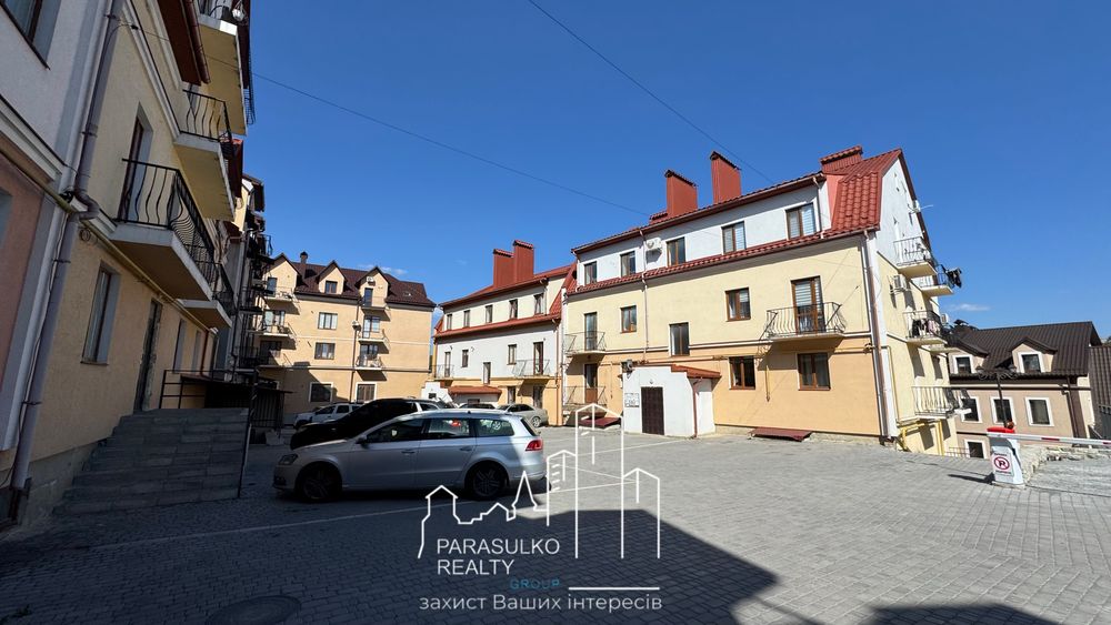 Продам 2- окімнатну квартиру в старому місті