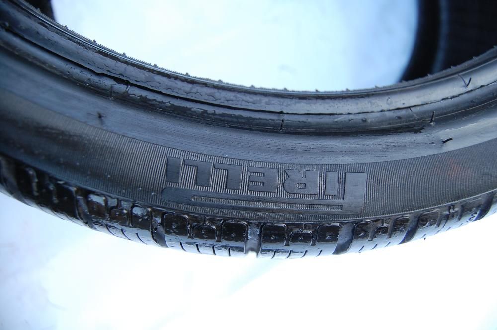 Opony zimowe Pirelli 295/30 R19 4 szt.