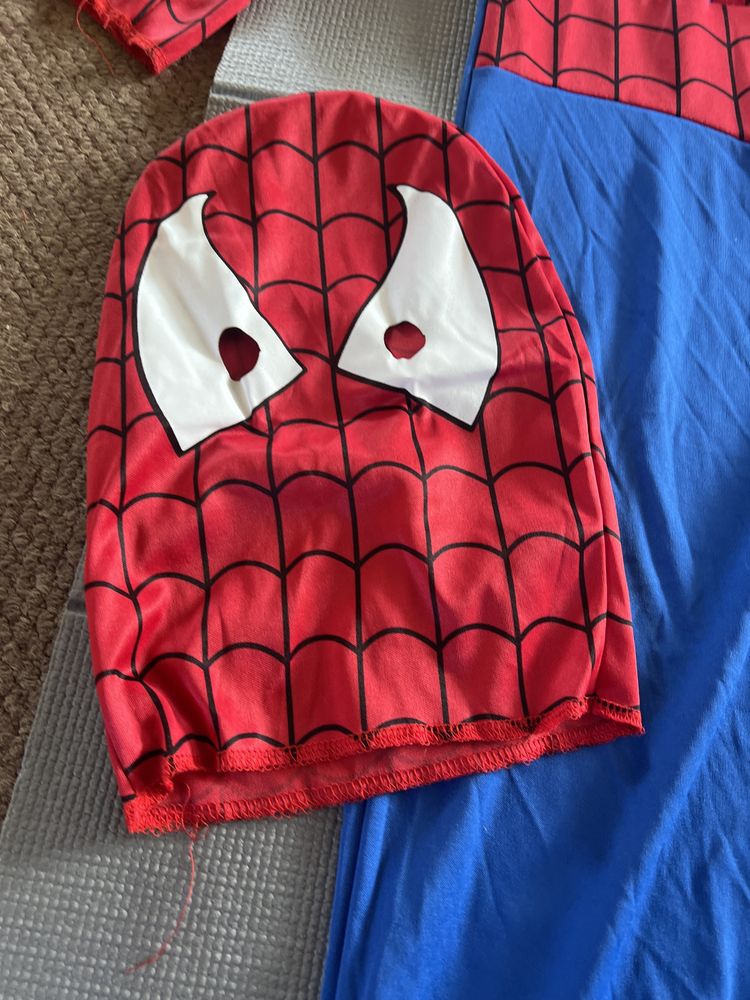 Strój spider man Smyk 122/128