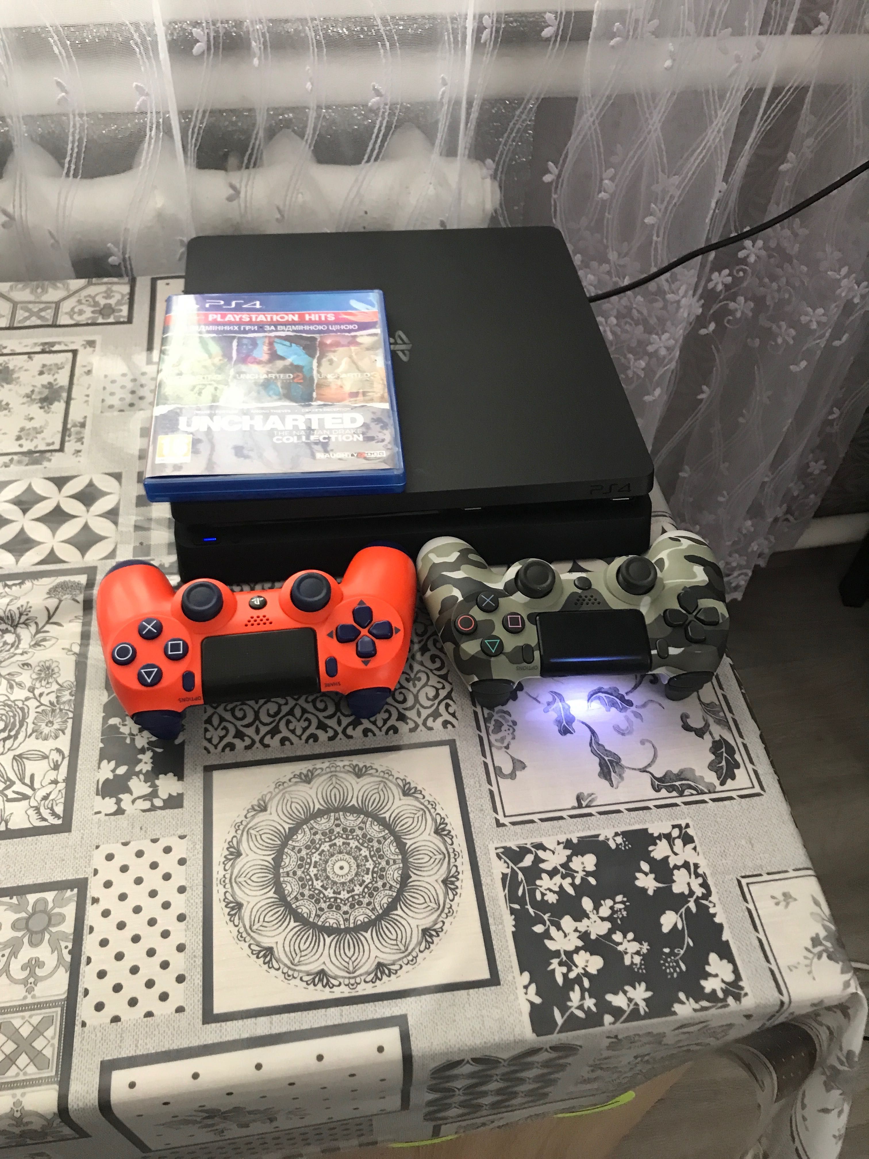 PlayStation 4 slim 500гб