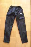 UMBRO  NOWE czarne spodnie ortalionowe chłopięce rozm.152-158/12-13 l