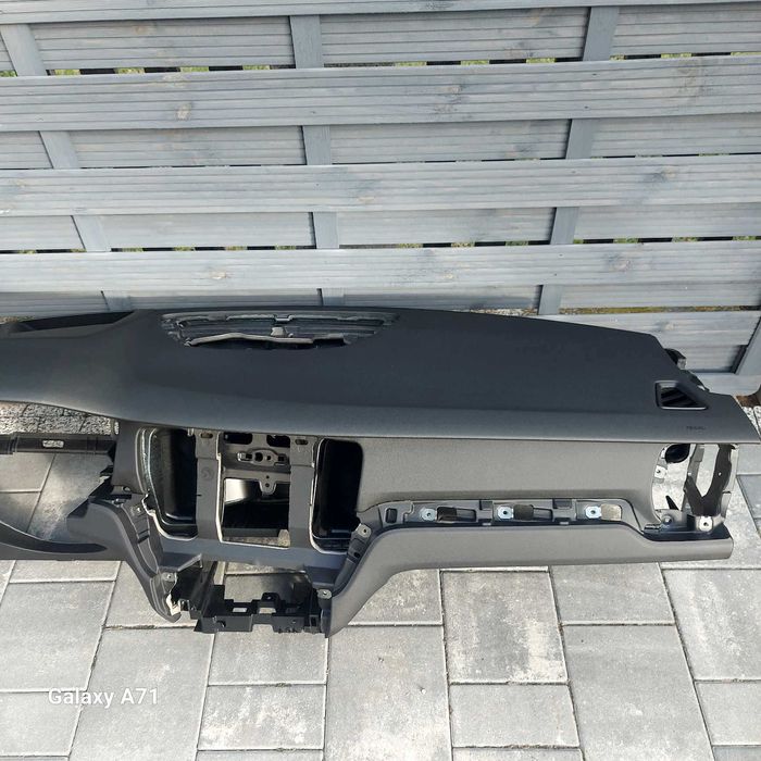 Regeneracja naprawa deska rozdzielcza Volvo S60