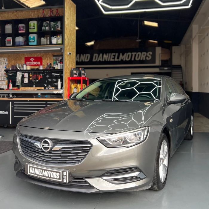 Opel Insignia Grand Sport 1.6 CDTi Edition
