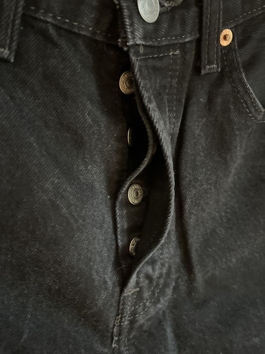 Sprzedam czarne spodnie firmy Levis kultowy model 501 W32 L32