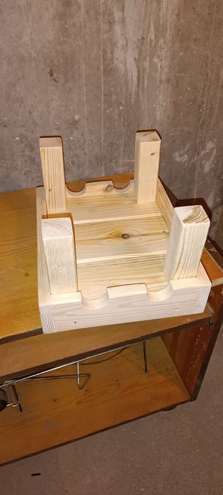 Karmnik drewniany dla ptaków na zewnątrz budka olejowany solidny