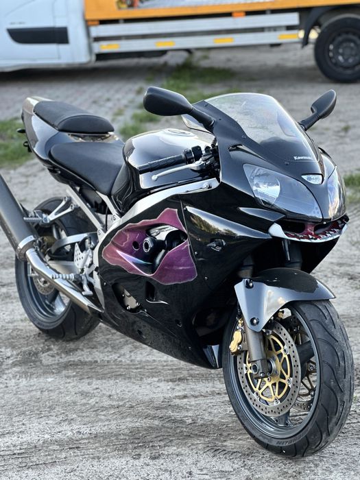 Kawaski ninja zx9r