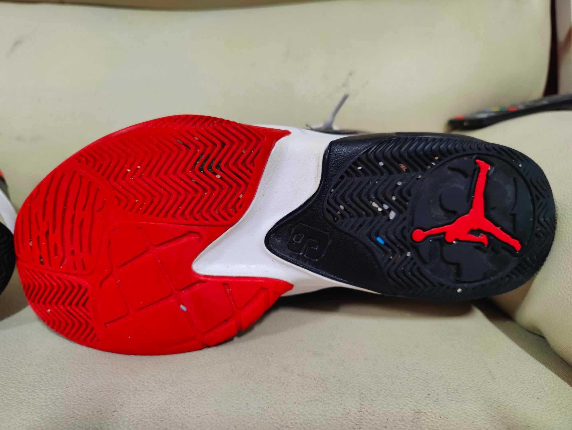 Nike Jordan Max Aura 3 tam. 42.5 excelentes.