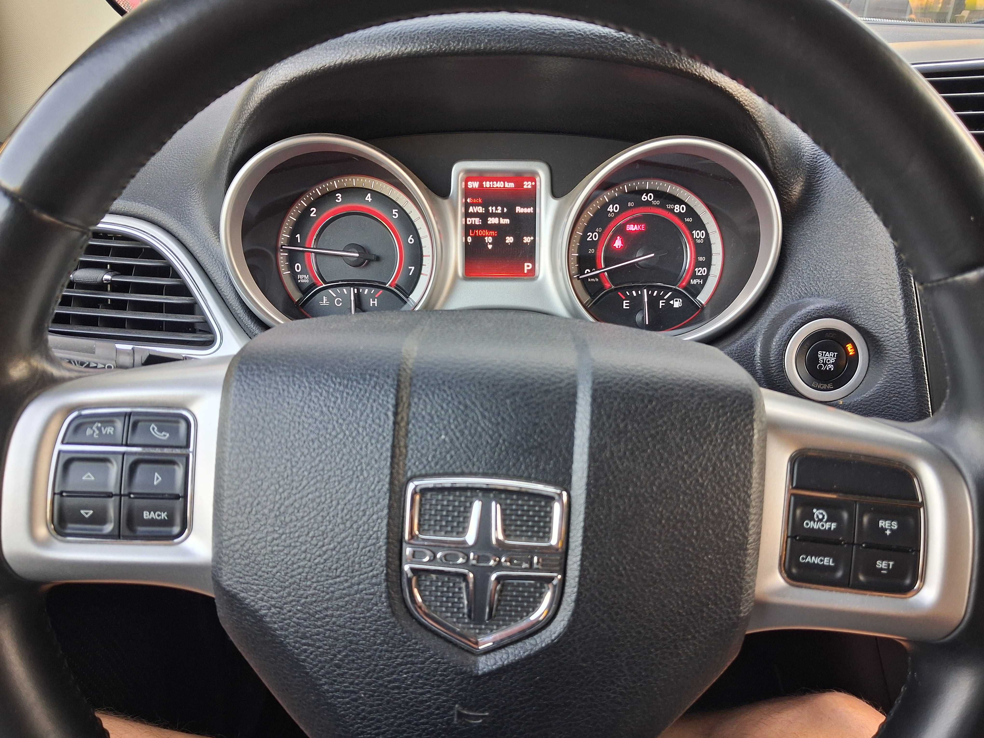 Продам Dodge Journey SXT 2.4L (2014)