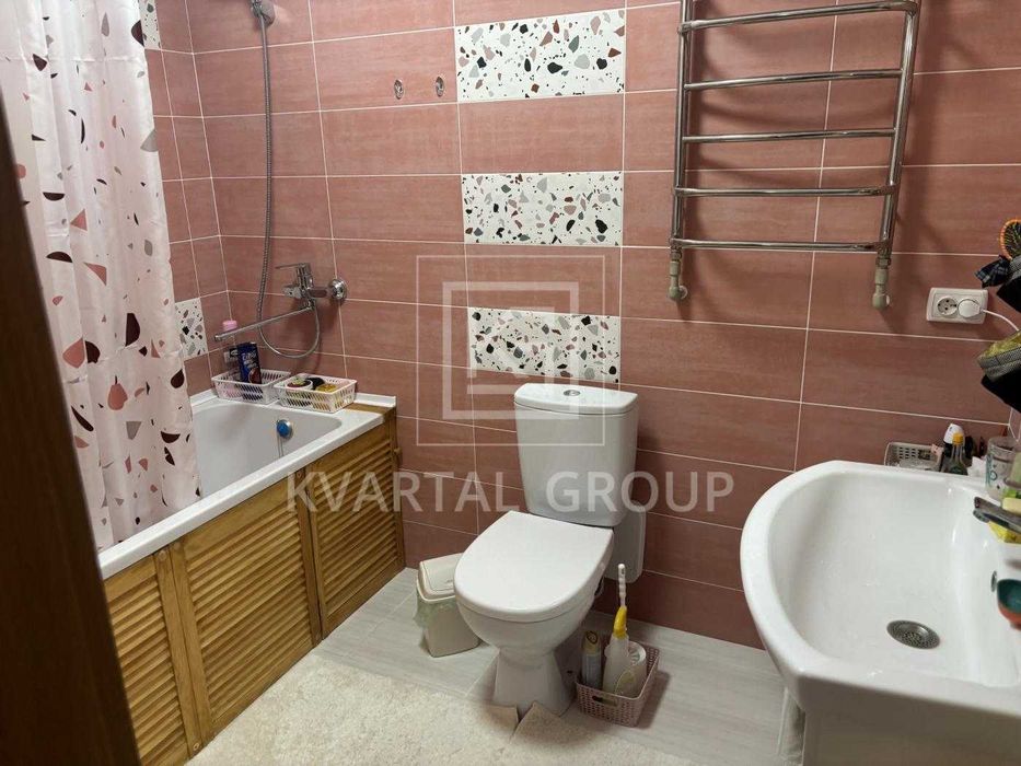 БЕЗ КОМІСІЇ! ТаунХаус з ремонтом і меблями. ТОП локація