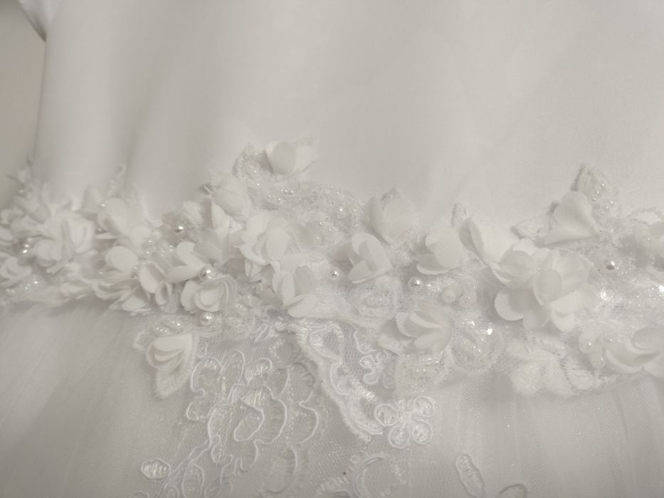 Piękna Suknia Komunijna - jak nowa