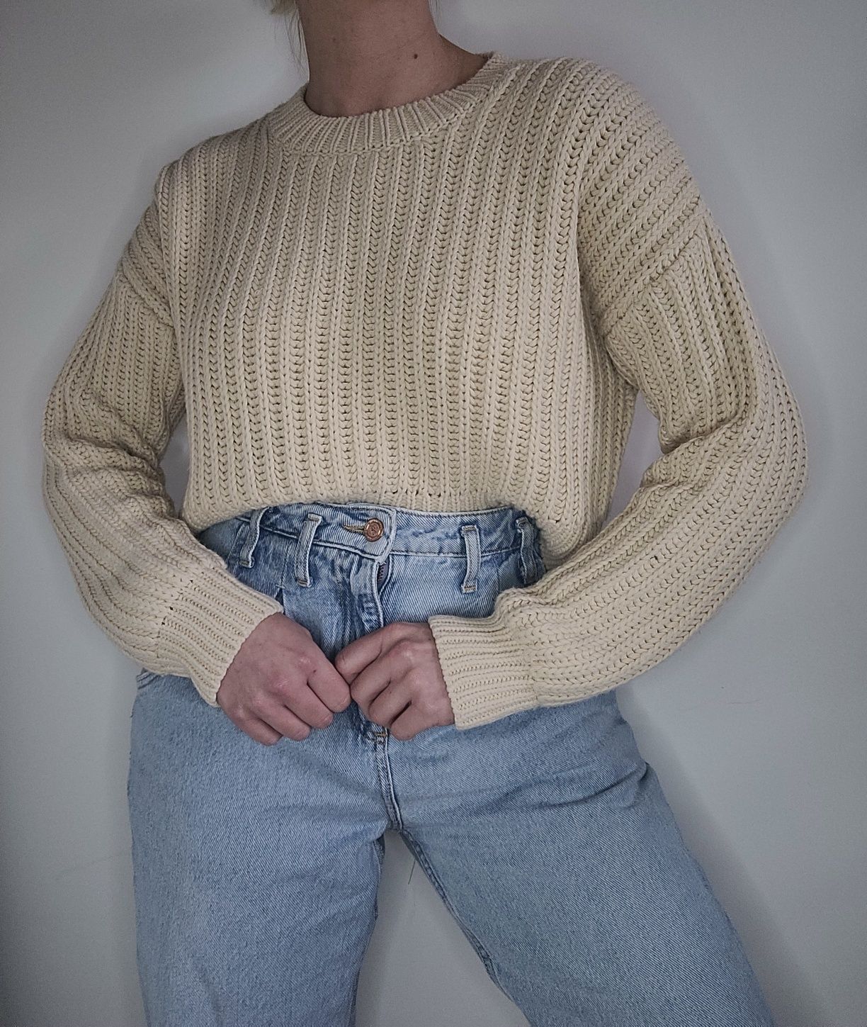 Gruby kremowy sweter oversize crop top New Look
