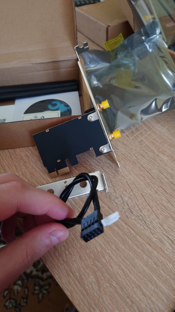 Новий Wi-Fi адаптер Fenvi AC1200 Мб/с PCI-E 2.4/5 Ghz + Bluetooth 4.0!