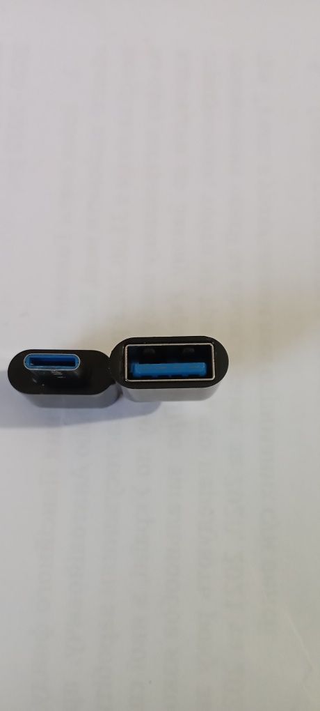 Продам переходники для телефона tape C и ноутбука USB-microSD новые  т