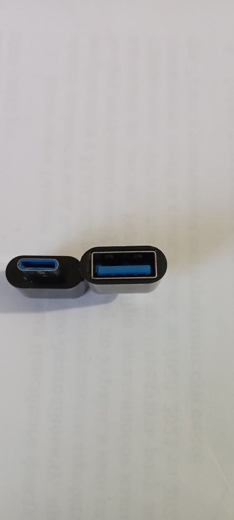 Продам переходники для телефона tape C и ноутбука USB-microSD новые