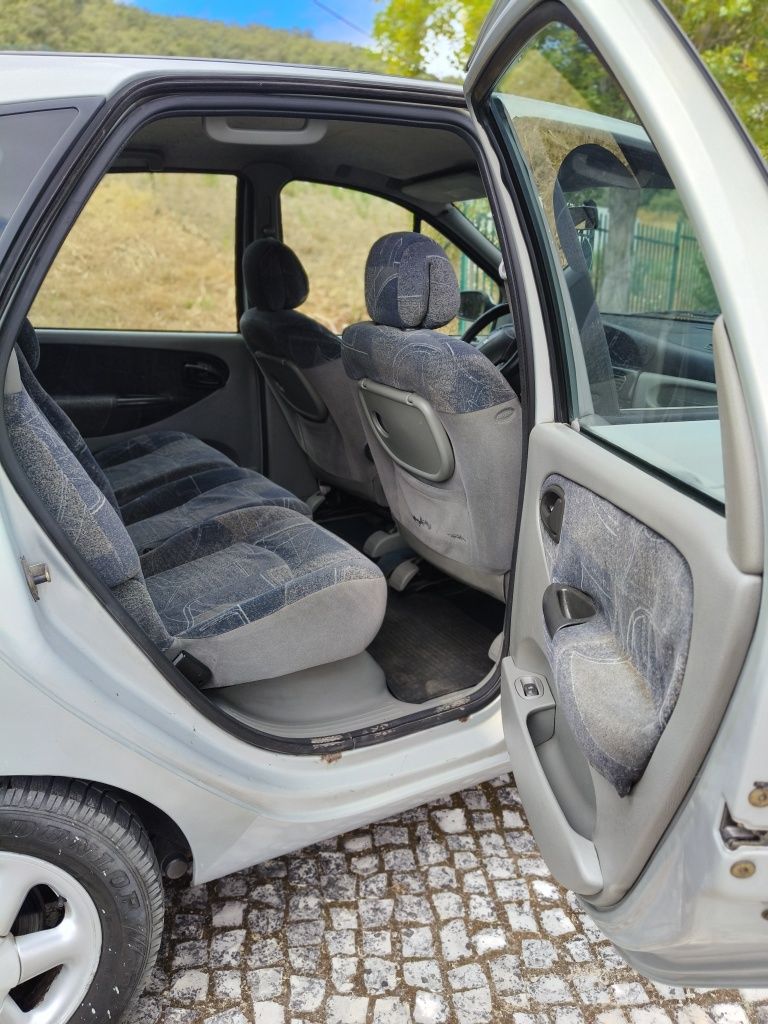 Renault Scenic 1.4 16 vavlas ano 2000