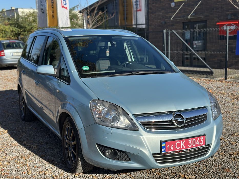 Продам Opel Zafira B 2009