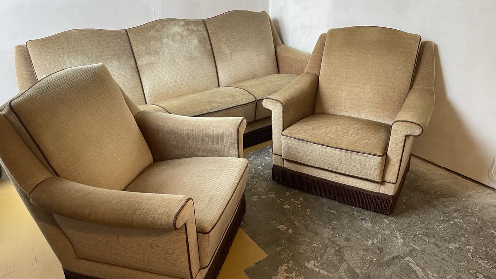 Sofa i dwa fotele na sprzedaż.