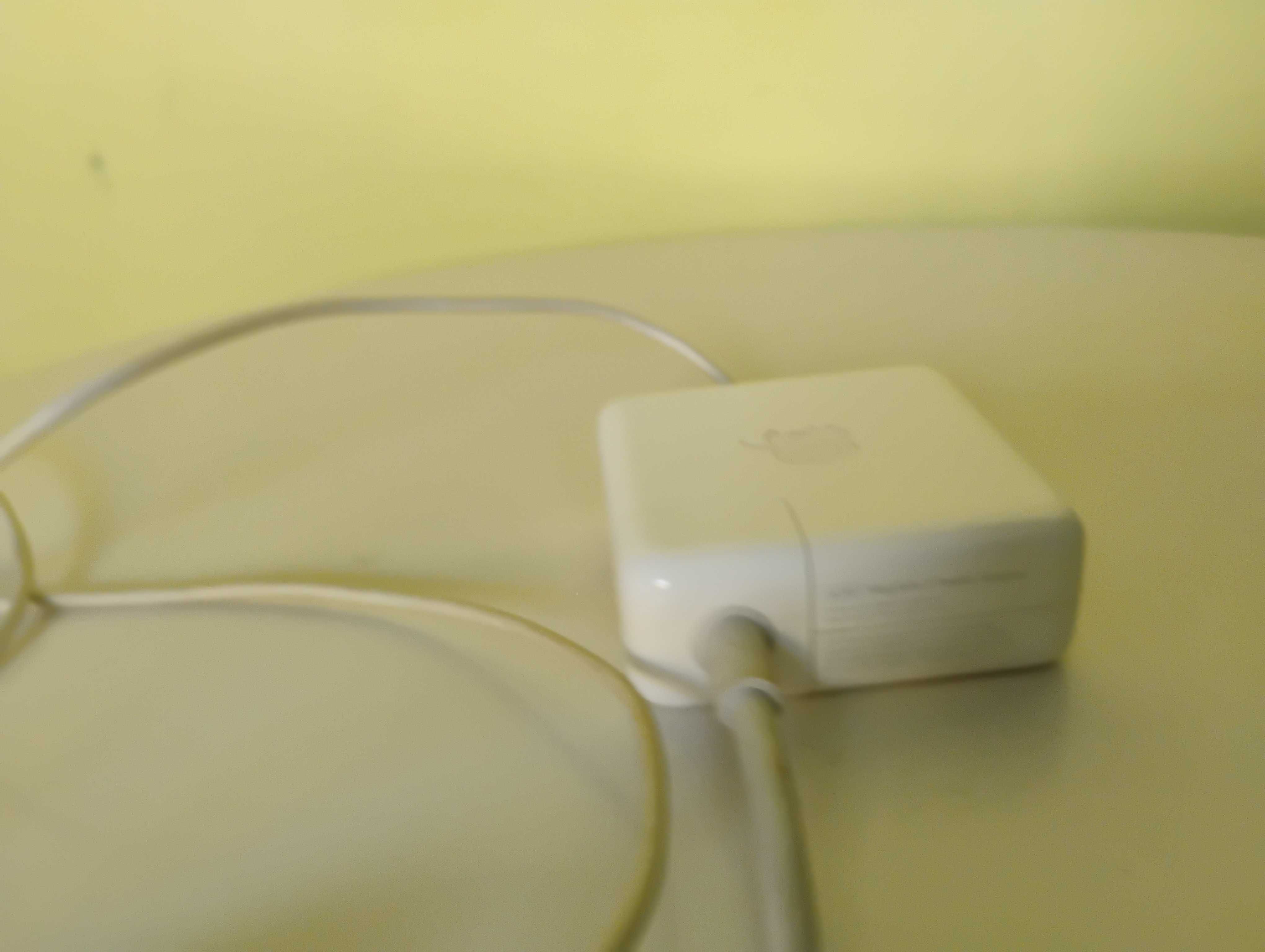 Zasilacz MagSafe 2 moc 60 W firmy Apple (MacBook Pro 13-cal  Retina)