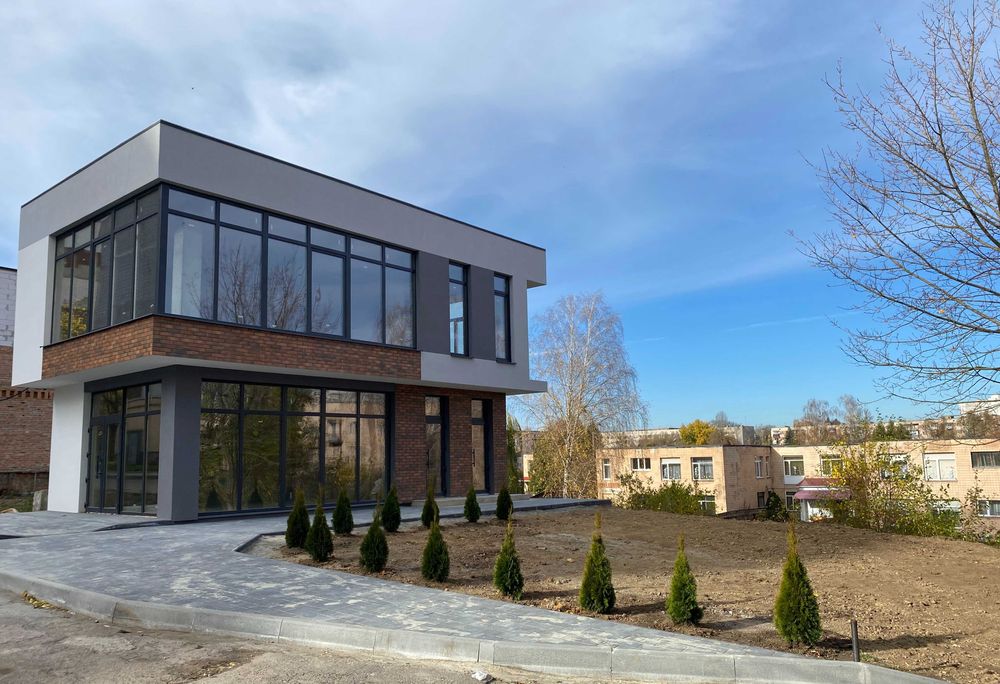 Продається окрема комерційна будівля