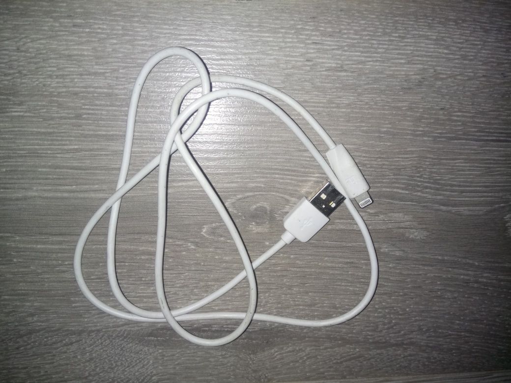 кабель iPhone USB зарядний