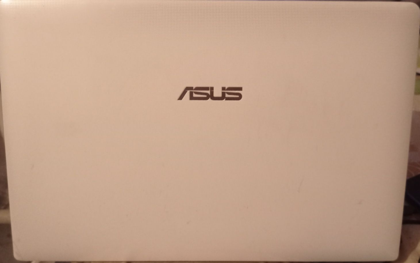 Продам Asus x501A1