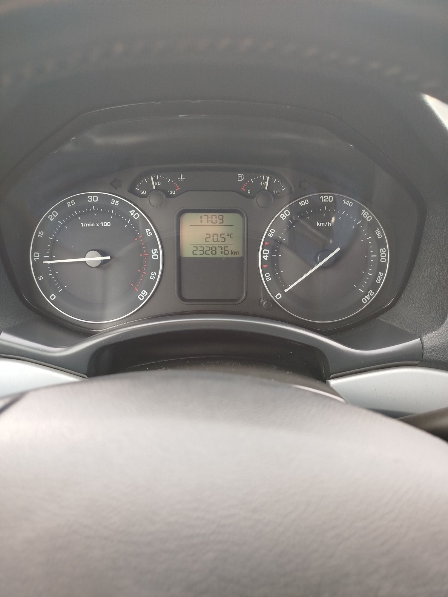 Продаю надійне авто Skoda