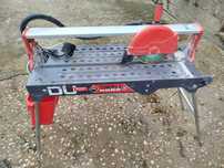 Maquina para corte de azulejo a água Rubi DU-200 Evo 650