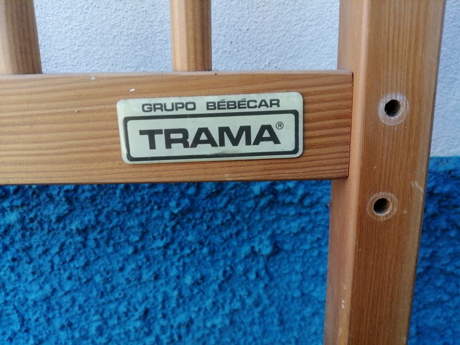Cama de grades Bebé com colchão