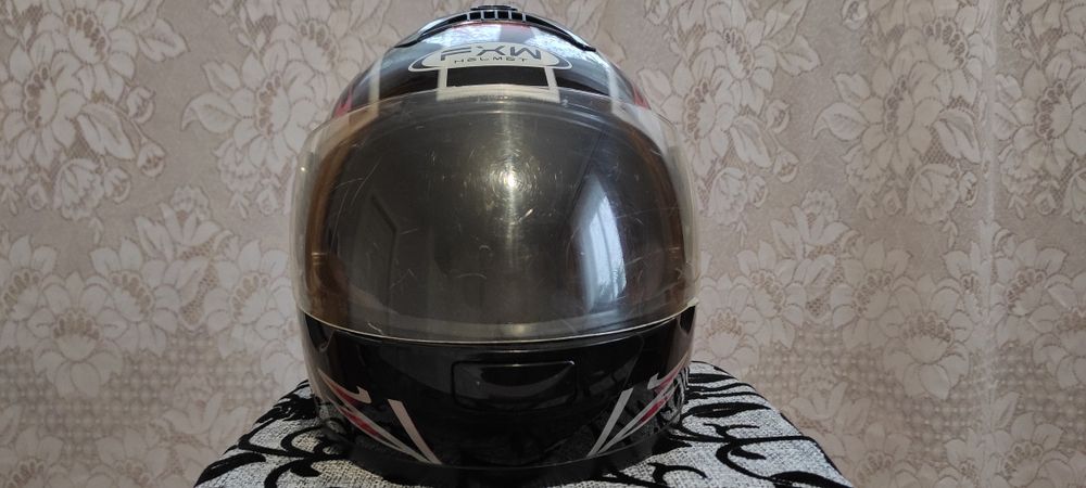 Продам шолом, розмір 57-58