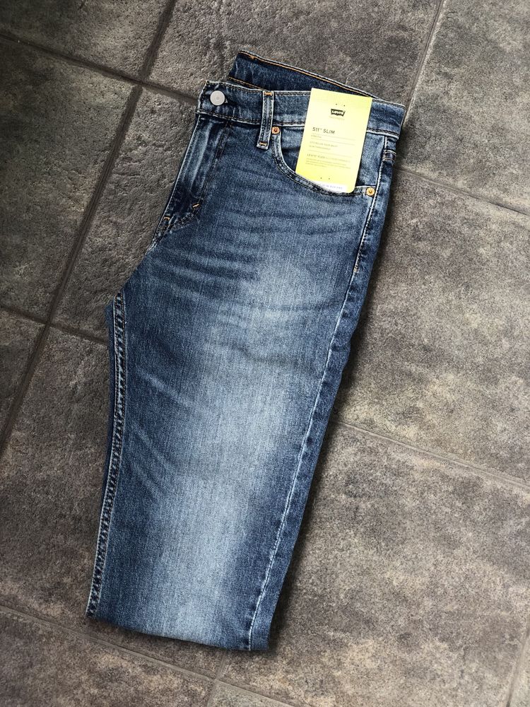Новые джинсы Levis , 32х32.