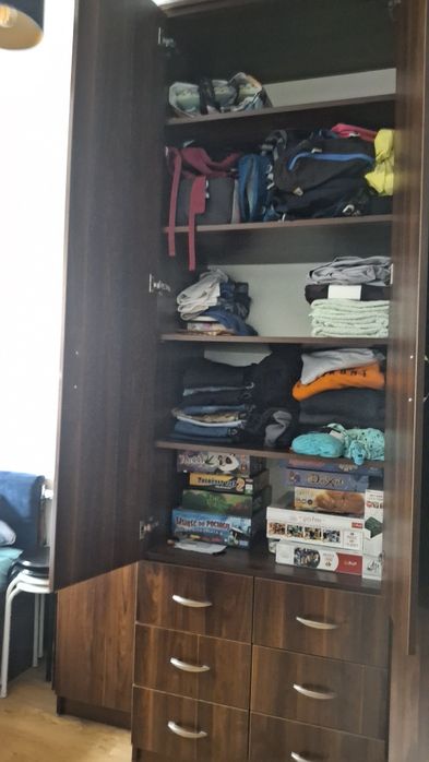 Szafy. Półki. Rogowa. Regał. Szafa.