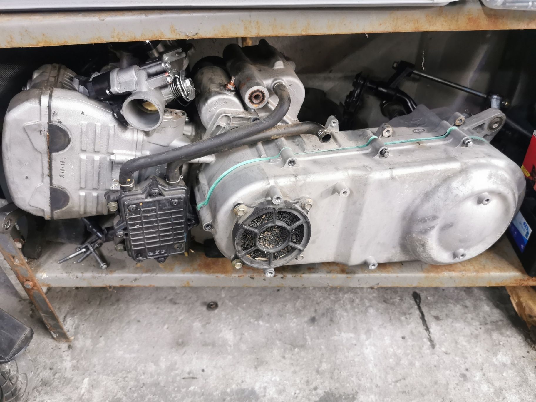 Części skuter daelim xq 125 /250