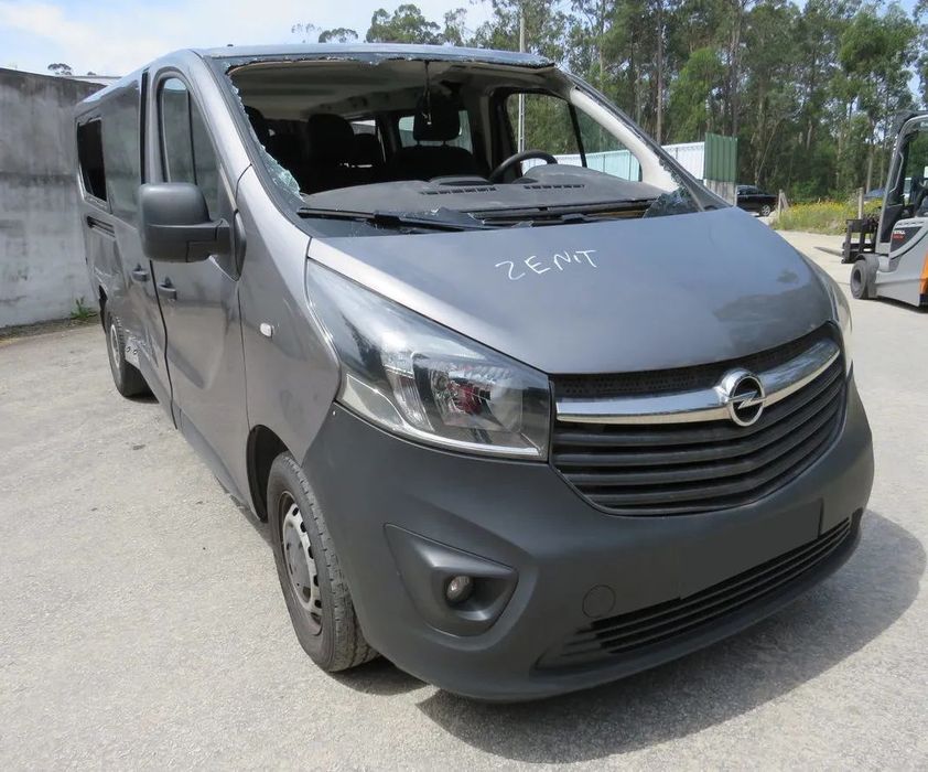 Opel Vivaro Combi 1.6 CDTI (125CV) - Peças Usadas (8319)