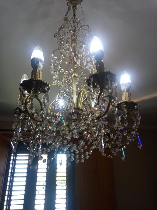 Elegante candeeiro de quarto em cristal