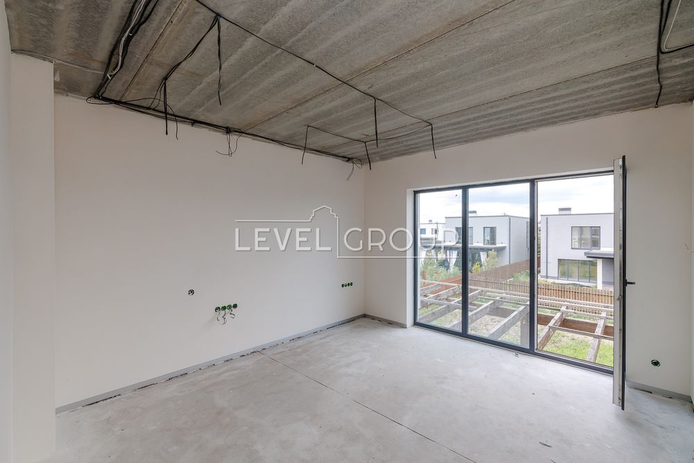 Продам двоповерховий будинок Крушинка Київська обл.