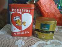 Metalowe puszki puszka Dilmah, Potravka Vegeta