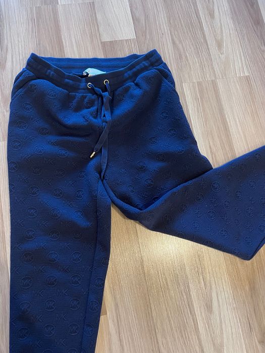 Джогери Mishael Kors