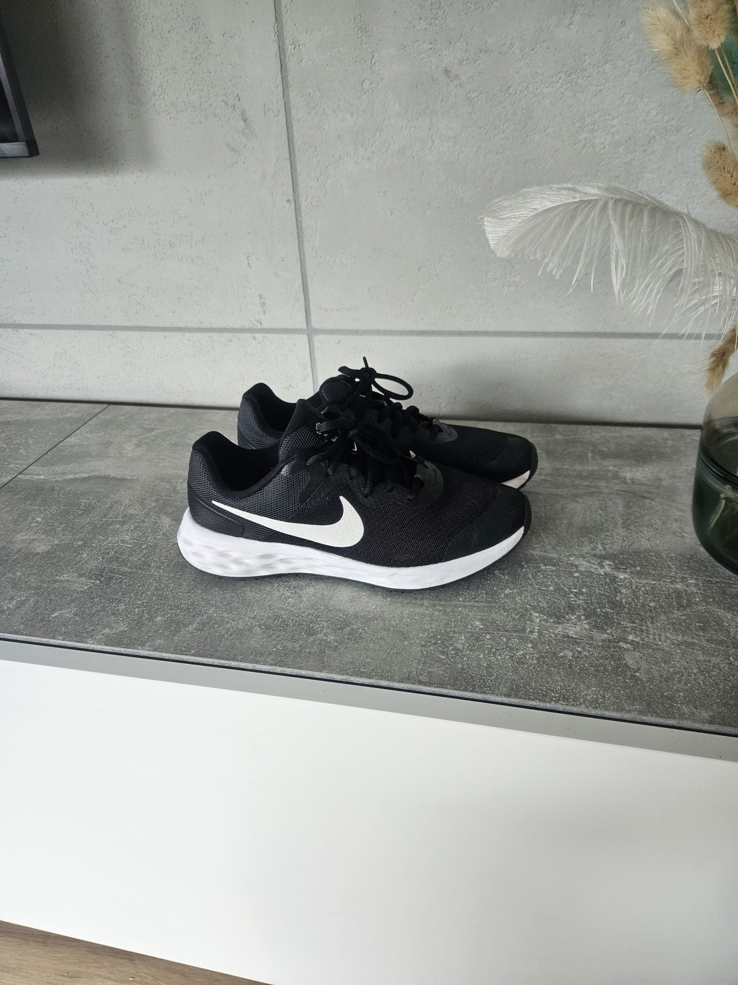 Nike adidasy stan idealny r 38,5