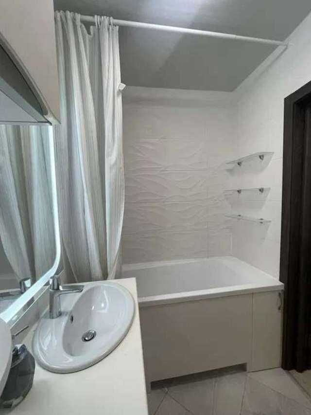 Продам 2-кімн. Машинобудівна вул. 24, 46 м.кв