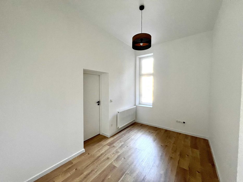 MIESZKANIE NA SPRZEDAŻ kawalerka w centum Krotoszyna parking