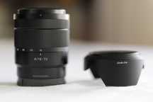 Lente Sony Vario-Tessar T* E 16-70mm f/4 ZA OSS lens