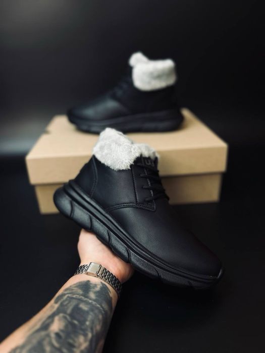 Черные ботинки кроссовки Ugg Lowmel / кожаные угги кросовки / мех