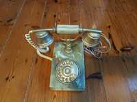 Telefone antigo em marmore e metal dourado