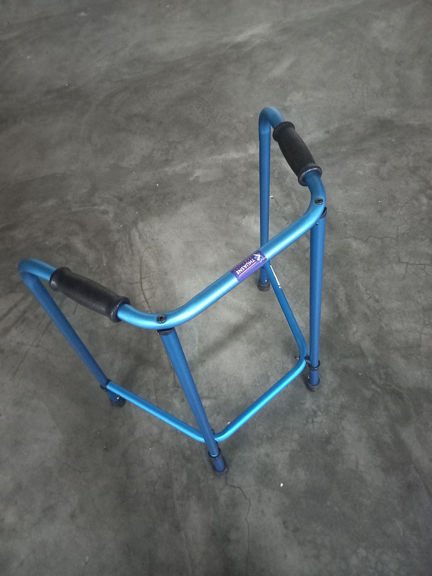 Cama Articulada Elétrica, Cadeiras de Rodas e de Banho, Andador