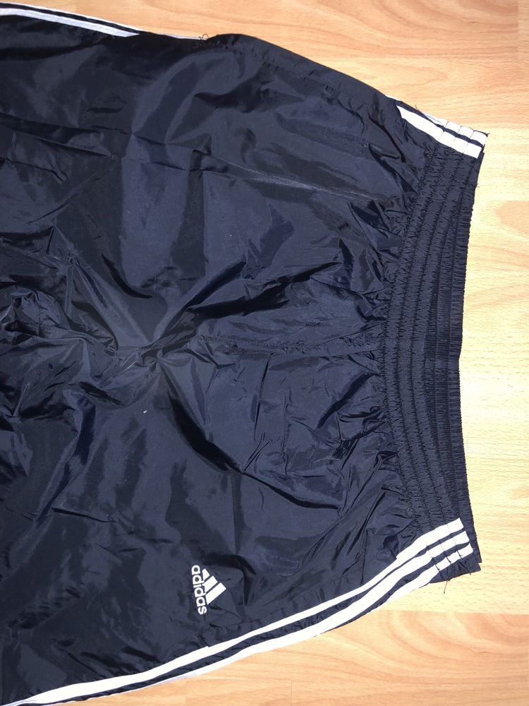 Теплі нейлонові штани адідас/adidas на гудзиках