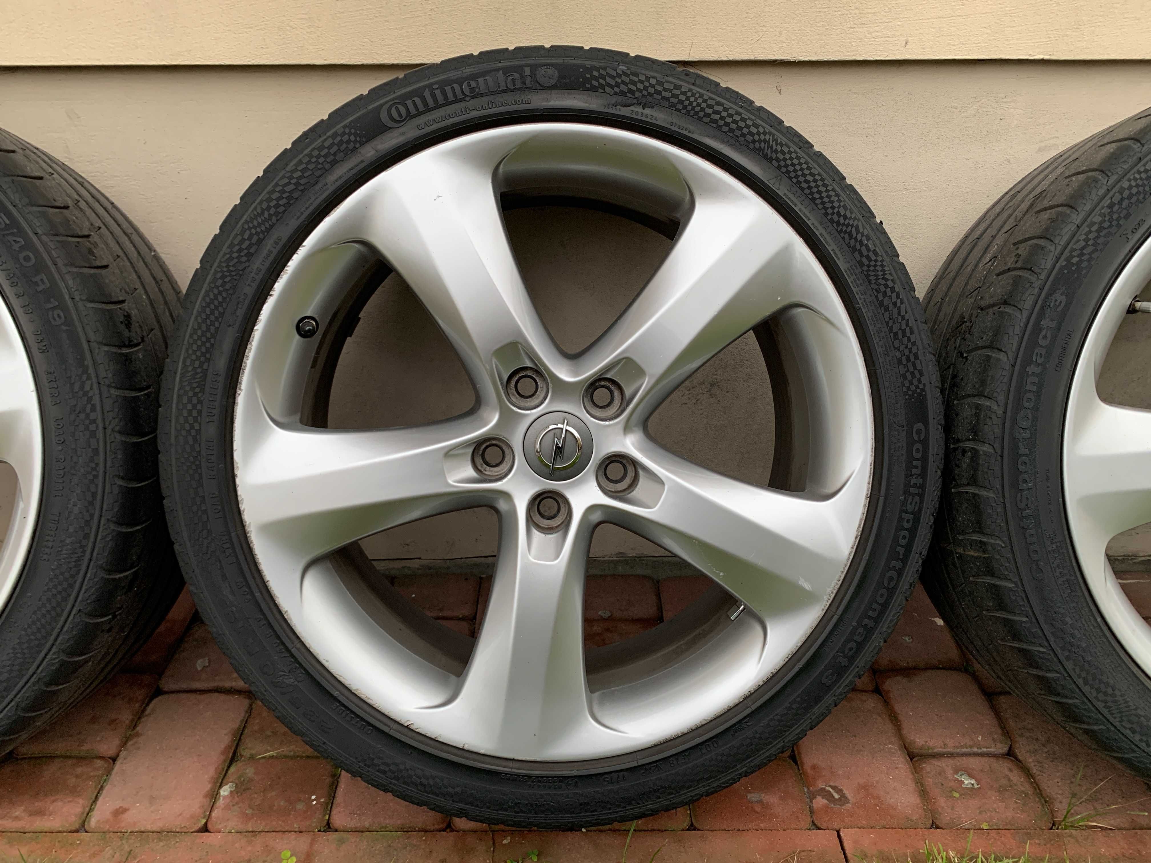 Koła 19 cali 5x115 Opel Zafira C Astra J Cascada Insignia B 235/40R19